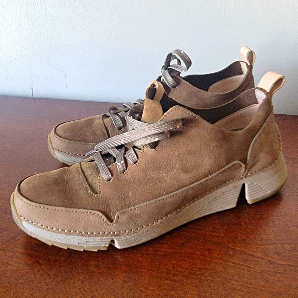 Clarks Trigenic Brown Leather Lace-Up Casual Sneakers Women's 9.5M Khali Nubuck